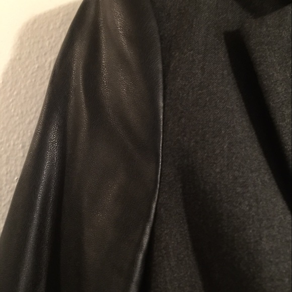 Zara Blazer w Faux-Leather Sleeves! Size S, EUC! - Picture 7 of 8
